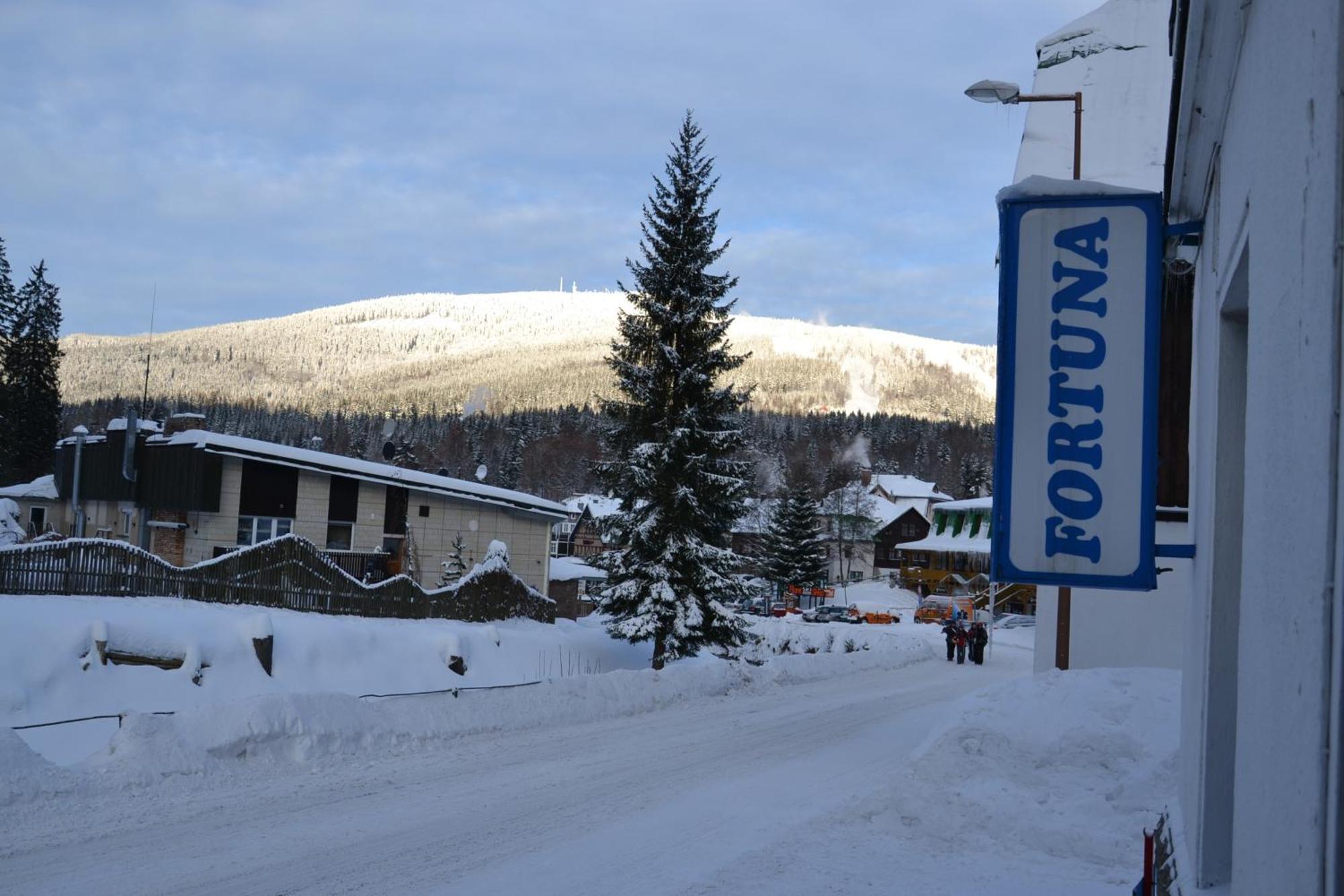 Hostel Fortuna Spindleruv Mlyn Exterior photo