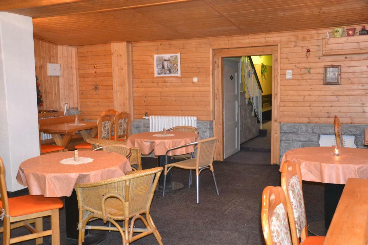 Hostel Fortuna Spindleruv Mlyn Exterior photo