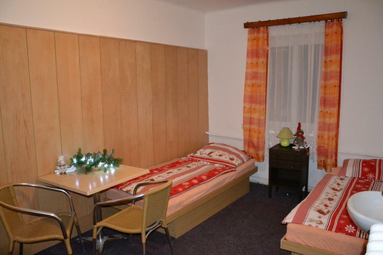 Hostel Fortuna Spindleruv Mlyn Exterior photo